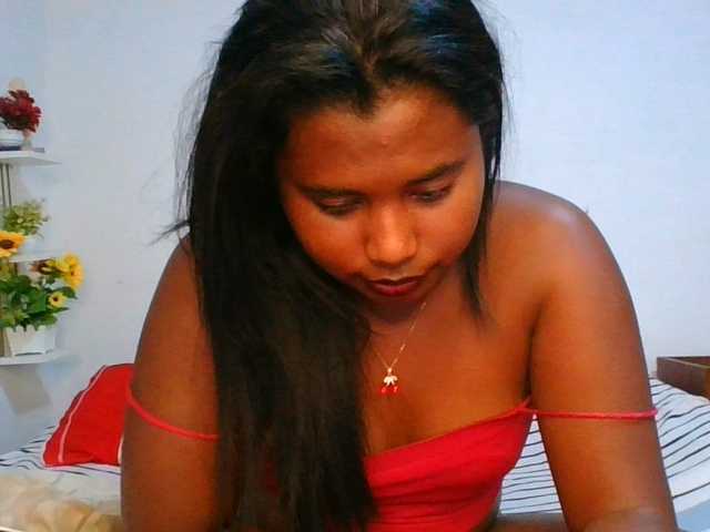 Pauliemarie live cam on BongaCams