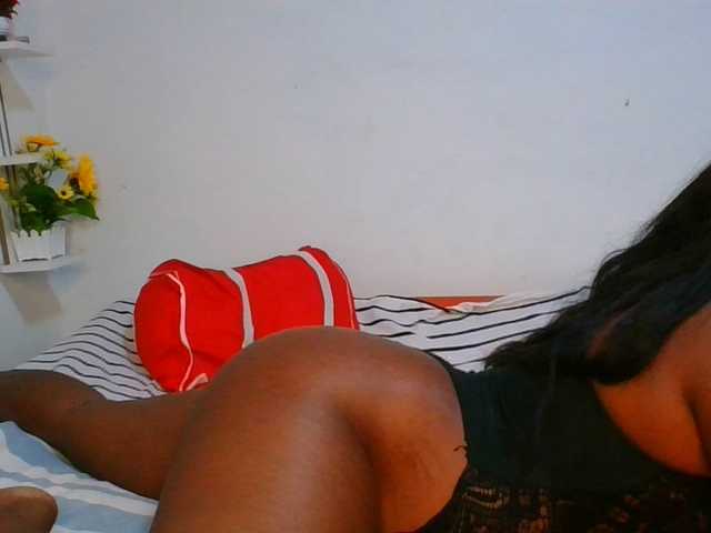 Pauliemarie live cam on BongaCams