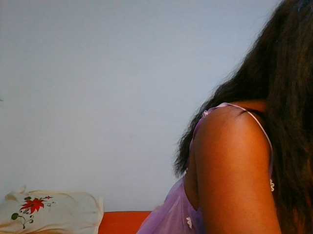 Pauliemarie live cam on BongaCams