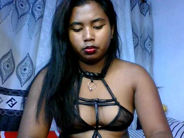 Pauliemarie live cam on BongaCams