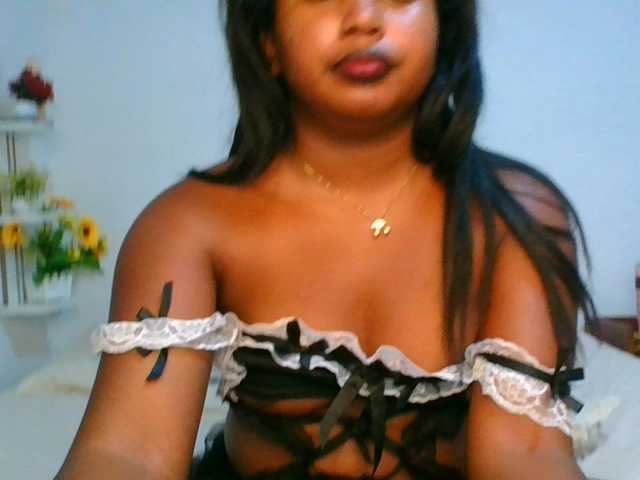 Pauliemarie live cam on BongaCams
