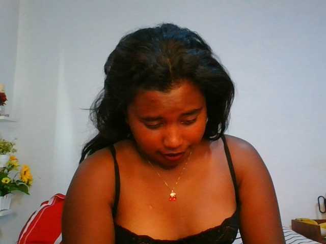 Pauliemarie live cam on BongaCams
