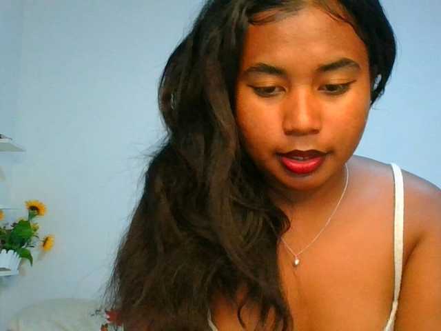 Pauliemarie live cam on BongaCams