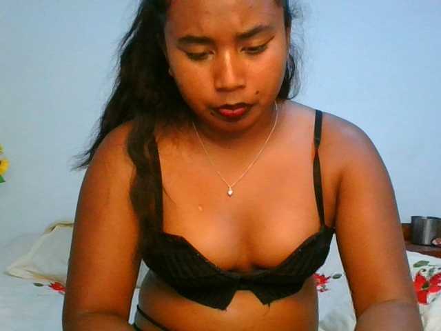 Pauliemarie live cam on BongaCams