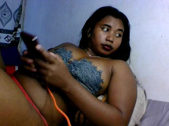 Pauliemarie's BongaCams show and profile