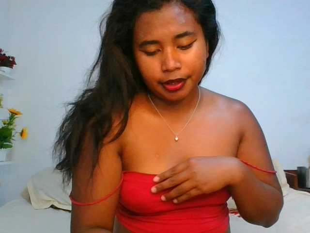 Pauliemarie live cam on BongaCams