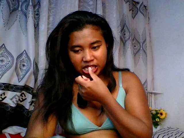 Pauliemarie live cam on BongaCams