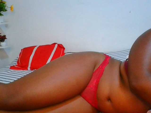 Pauliemarie live cam on BongaCams