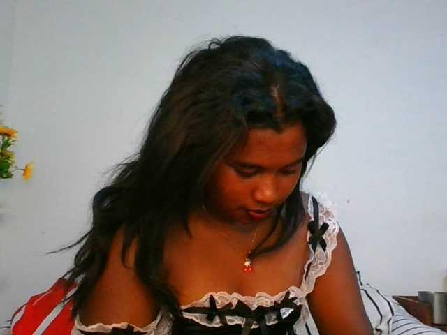 Pauliemarie live cam on BongaCams