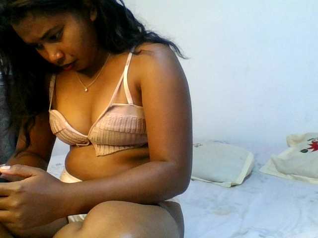 Pauliemarie live cam on BongaCams