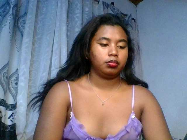Pauliemarie live cam on BongaCams