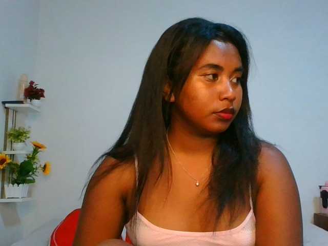 Pauliemarie live cam on BongaCams