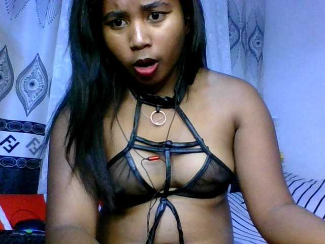Pauliemarie live cam on BongaCams