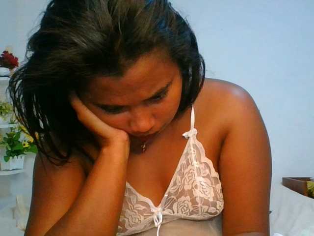 Pauliemarie live cam on BongaCams