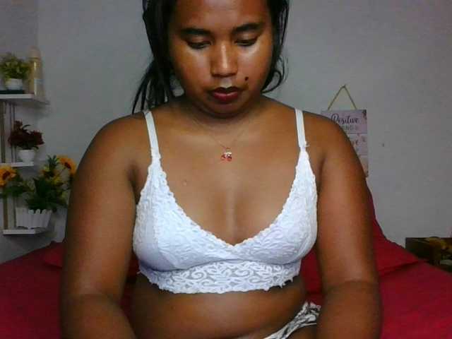 Pauliemarie live cam on BongaCams