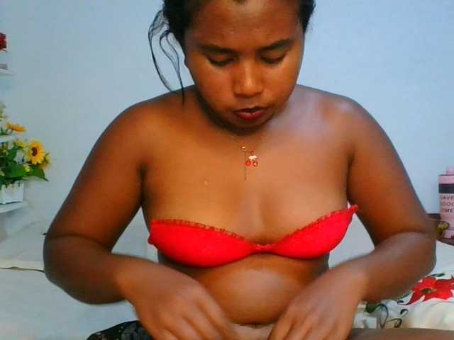 Pauliemarie live cam on BongaCams