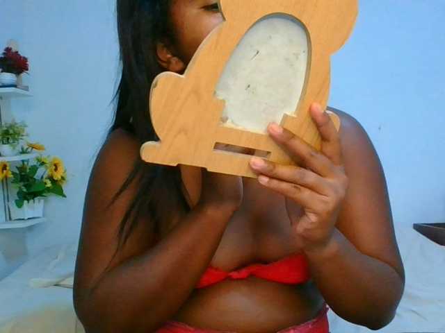 Pauliemarie live cam on BongaCams