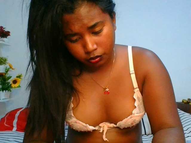 Pauliemarie live cam on BongaCams