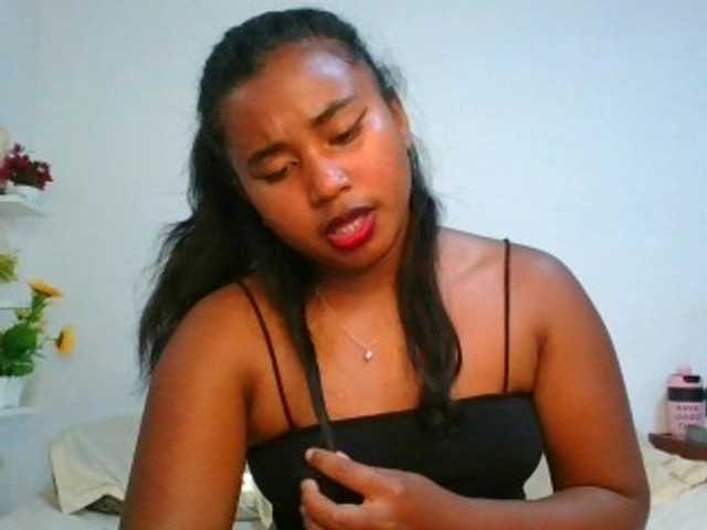 Pauliemarie live cam on BongaCams
