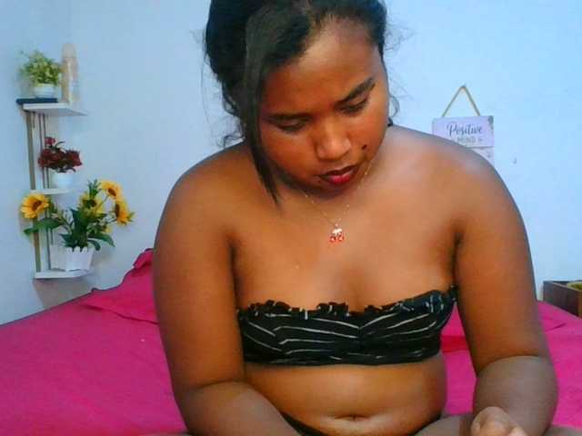 Pauliemarie live cam on BongaCams