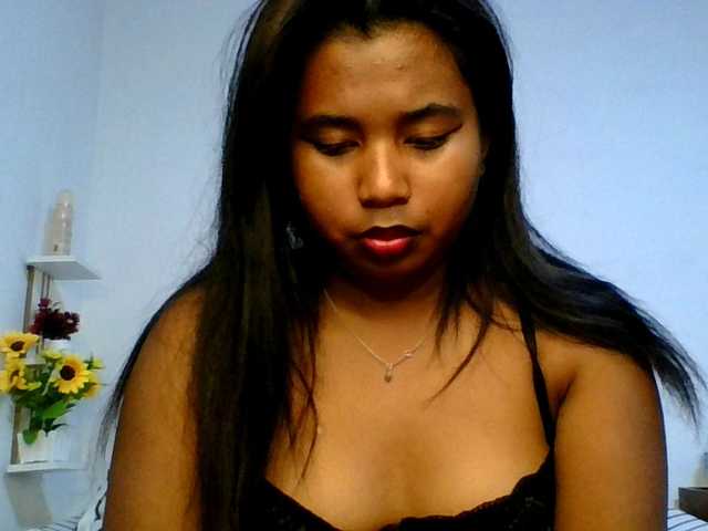 Pauliemarie live cam on BongaCams