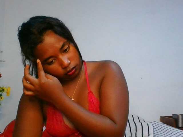 Pauliemarie live cam on BongaCams
