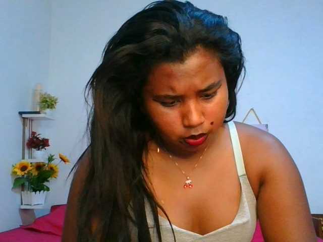 Pauliemarie live cam on BongaCams