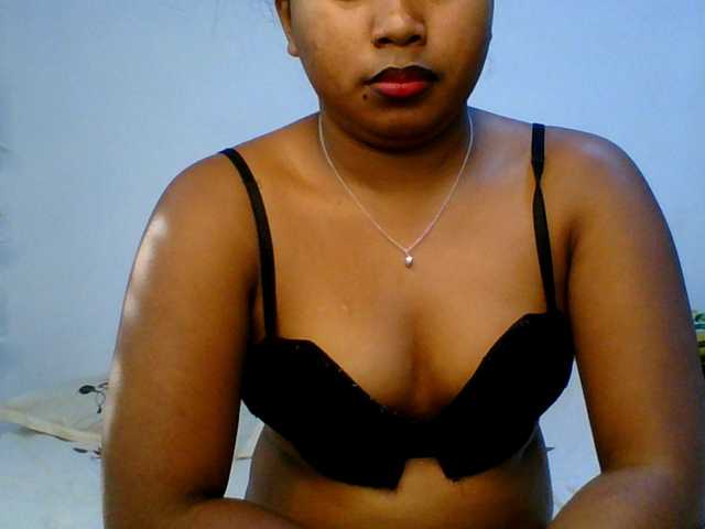 Pauliemarie live cam on BongaCams