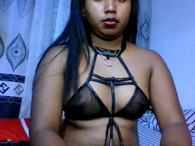 Pauliemarie live cam on BongaCams