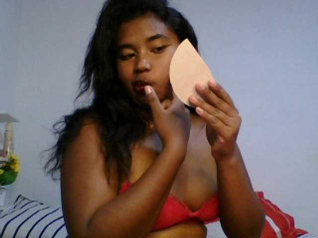 Pauliemarie live cam on BongaCams