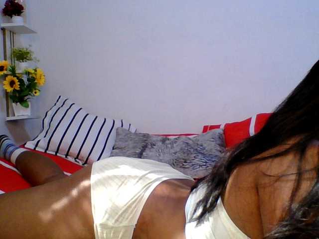 Pauliemarie live cam on BongaCams