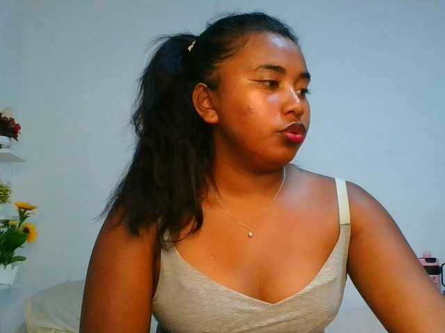 Pauliemarie live cam on BongaCams