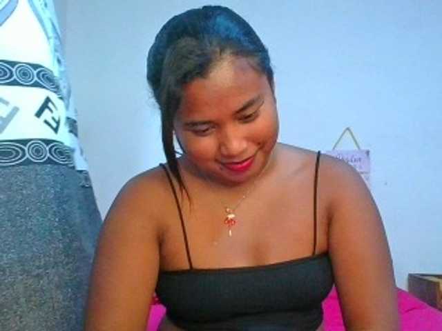 Pauliemarie live cam on BongaCams