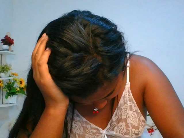 Pauliemarie live cam on BongaCams