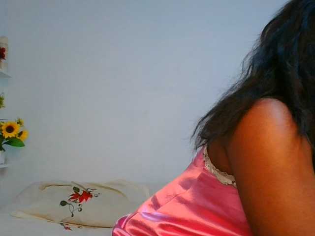 Pauliemarie live cam on BongaCams