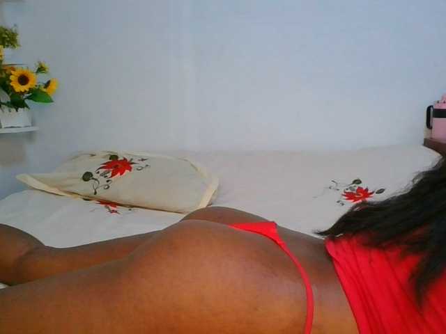 Pauliemarie live cam on BongaCams