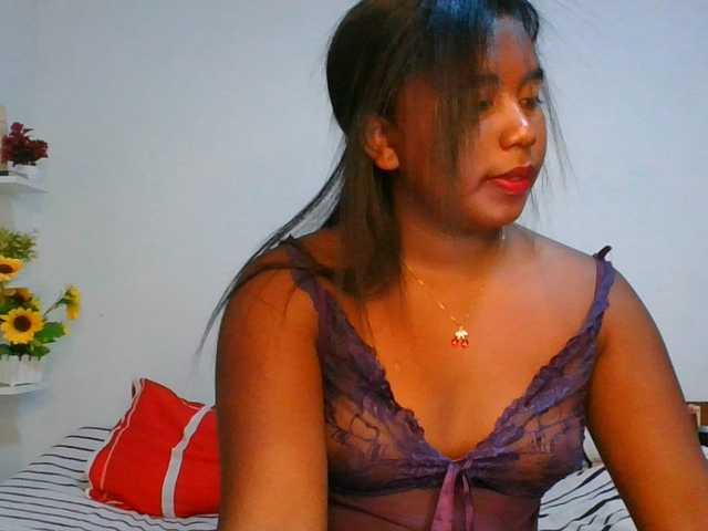 Pauliemarie live cam on BongaCams