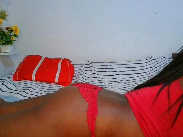 Pauliemarie live cam on BongaCams