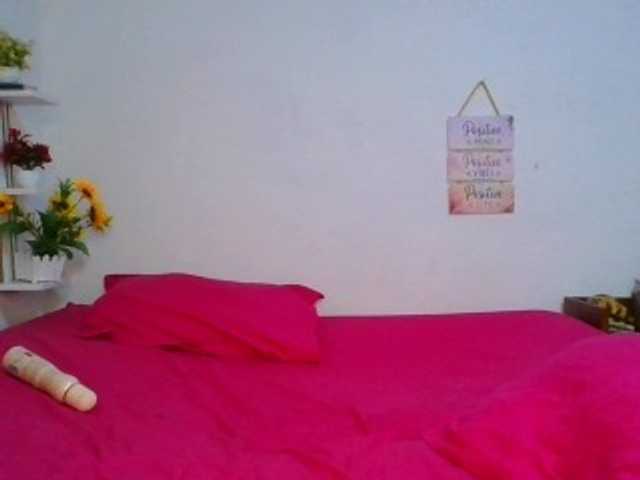 Pauliemarie live cam on BongaCams