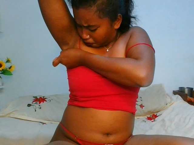 Pauliemarie live cam on BongaCams