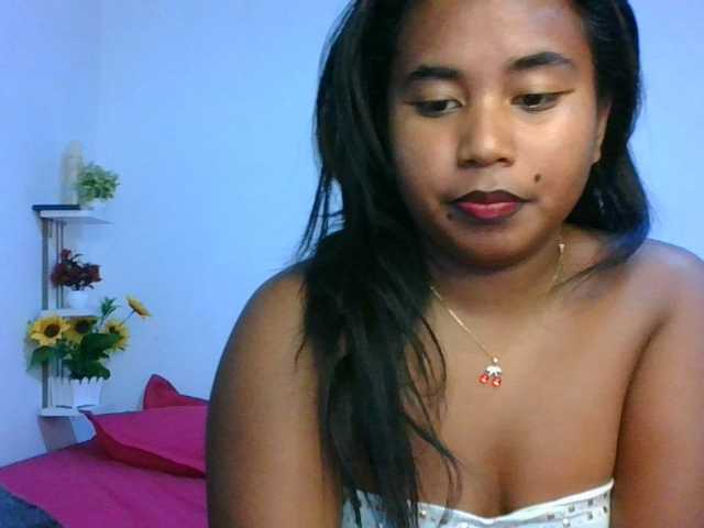 Pauliemarie live cam on BongaCams