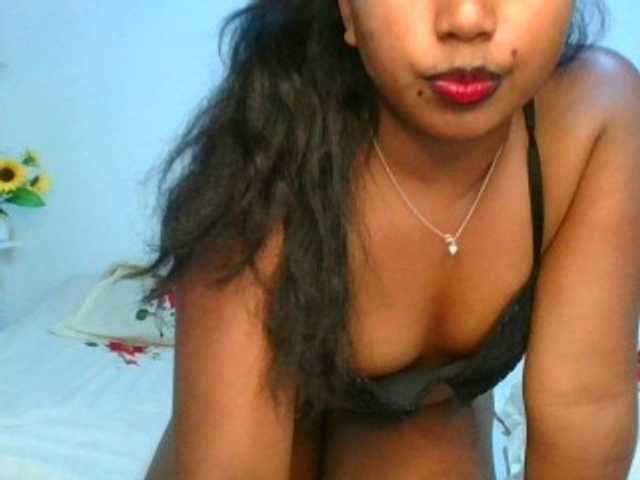 Pauliemarie live cam on BongaCams