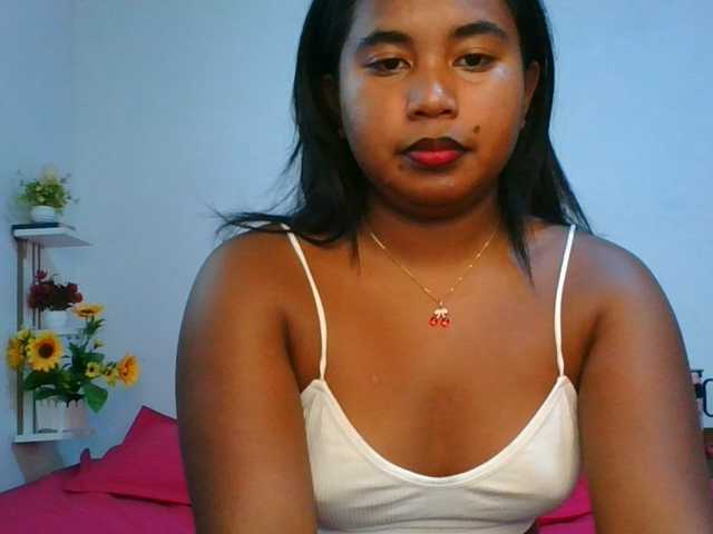 Pauliemarie live cam on BongaCams