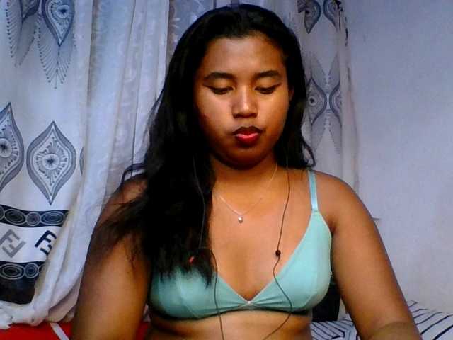 Pauliemarie live cam on BongaCams