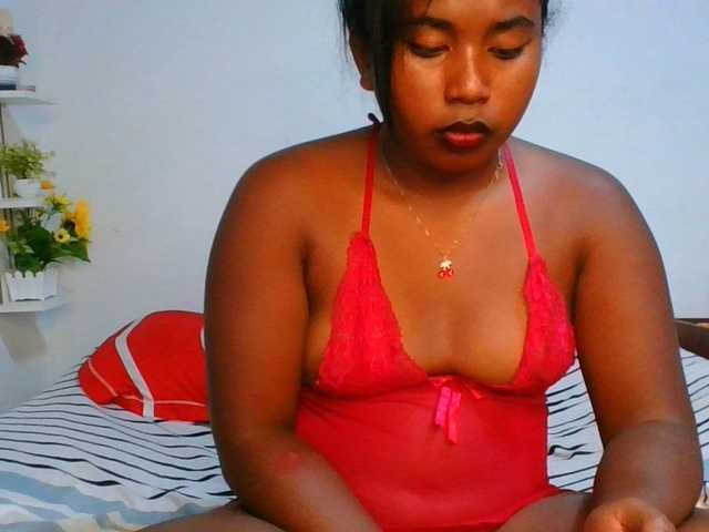 Pauliemarie live cam on BongaCams