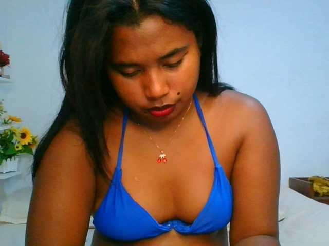 Pauliemarie live cam on BongaCams