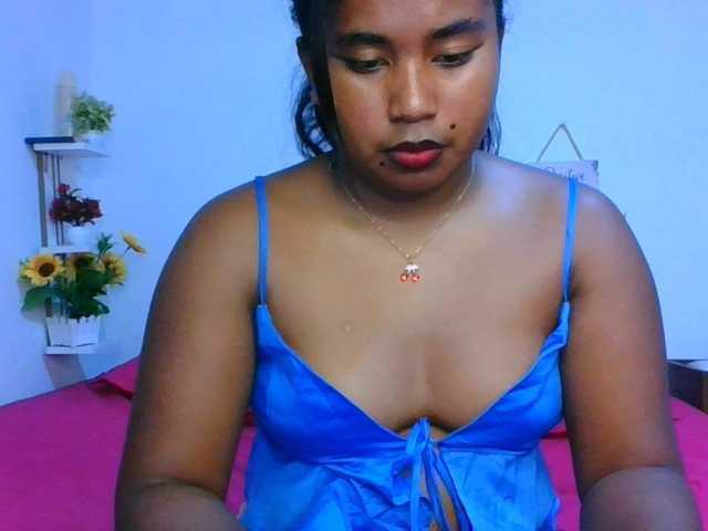 Pauliemarie live cam on BongaCams