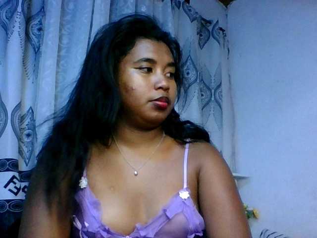Pauliemarie live cam on BongaCams