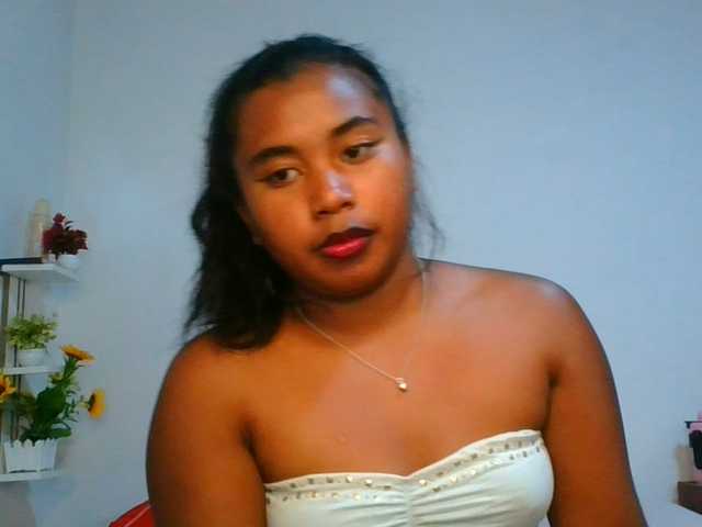 Pauliemarie live cam on BongaCams
