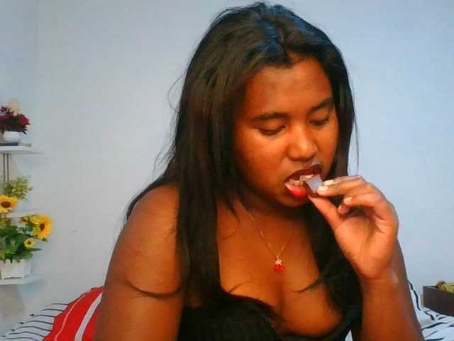 Pauliemarie live cam on BongaCams